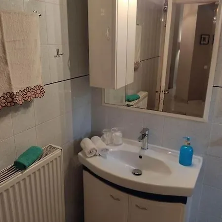 Dream House Apartment